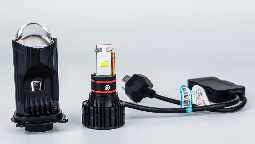 LED лампи автомобільні з міні-лінзою DriveX LE-07 H4 ближнє/дальнє 6000K 55W 9-32V к-т 2 шт. DR-00001584 фото