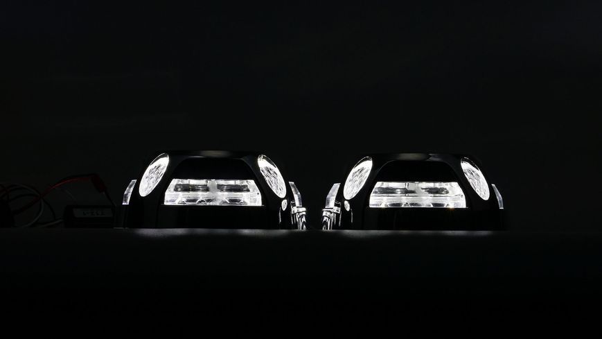 Маска декоративна для автомобільних фар DriveX MS A-106 3.0" Black White з вбудованою підсвіткою DR-00002495 фото